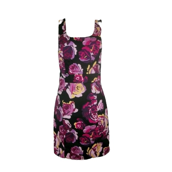 Express Dresses & Skirts - Express ~ Classy floral shift dress